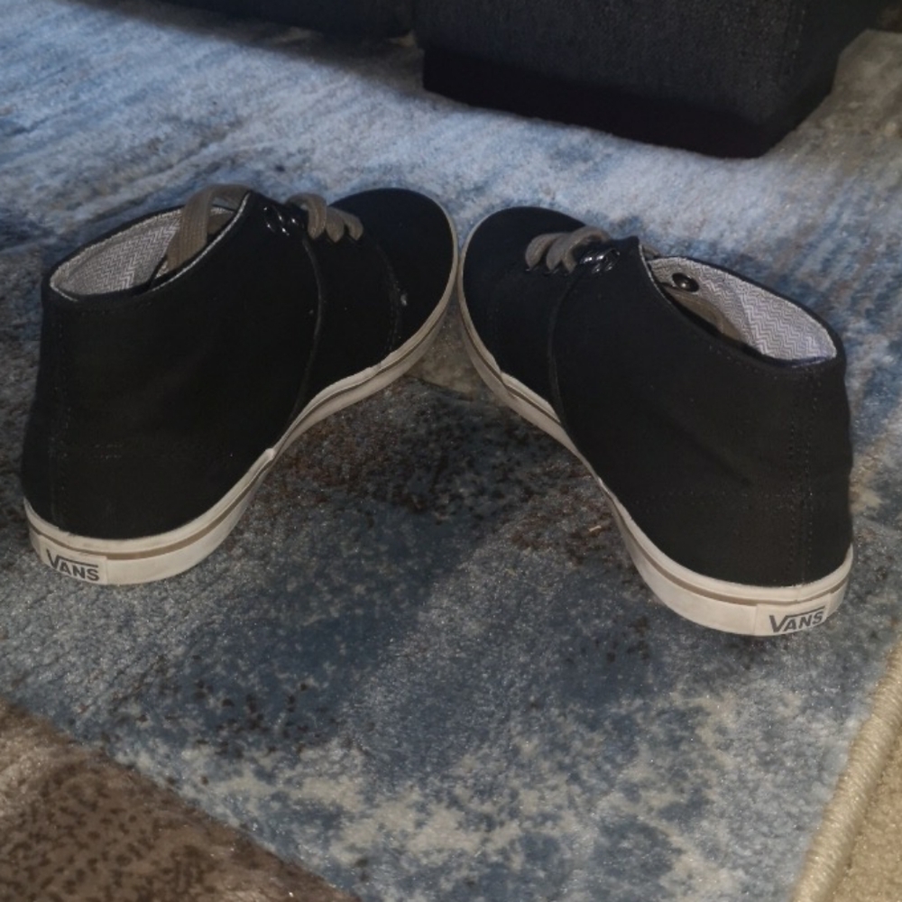 Vans Hi-tops - Picture 3 of 6